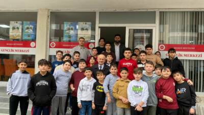 Aksaray’da yarıyıl tatilinde düzenlenen gençlik kampı sona erdi; kapanışta öğrencilerle