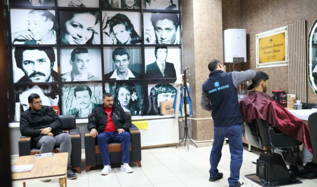 Belediye Başkanı Dr. Evren Dinçer, sosyal belediyecilik anlayışı doğrultusunda emekliler,