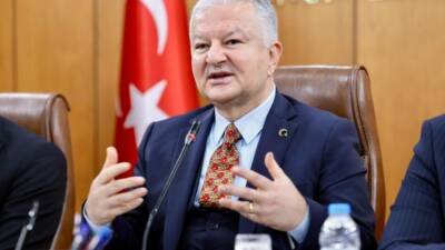 Aksaray Valisi Murat Duru, göreve başladıktan sonra katıldığı bir toplantı