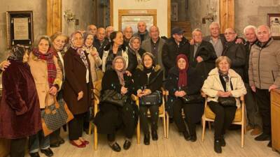 Aksaray Lisesi 1973 mezunları yıllar sonra iftar sofrasında buluştu. Eski