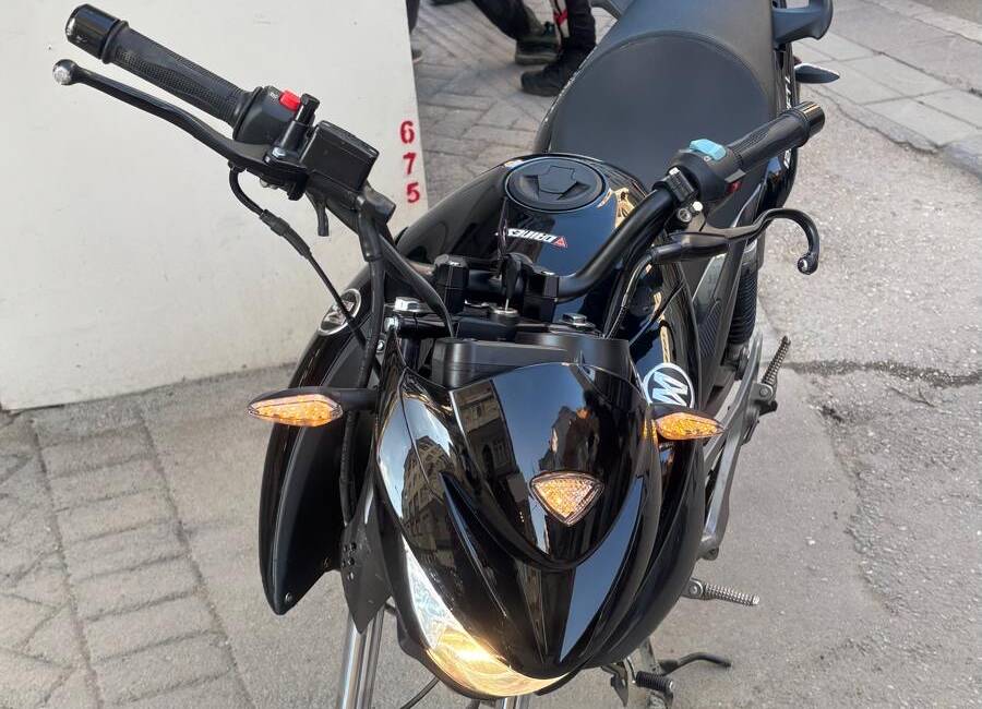 Eskişehir'in Tepebaşı ilçesinde polis ekiplerinin "dur" ihtarına uymayan ve kovalamaca