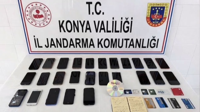 Konya merkezli düzenlenen dolandırıcılık operasyonunda gözaltına alınan 22 zanlıdan 16'sı