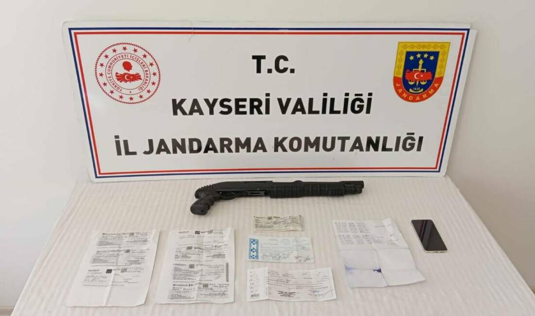 Kayseri'nin Yeşilhisar ilçesinde düzenlenen tefecilik operasyonunda 1 şüpheli gözaltına alındı.
