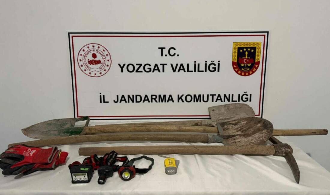 Yozgat'ta izinsiz kazı yapan 5 zanlı gözaltına alındı.