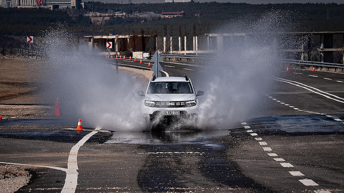 Emniyet Genel Müdürlüğü Trafik Başkanlığının Şehit Fethi Sekin Sürüş Teknikleri