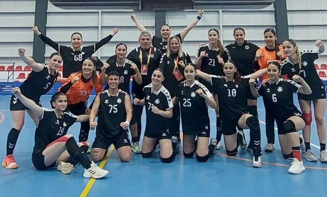 Aksaray Belediyespor Hentbol Takımı, play-off etabındaki ikinci maçında Çanakkale Spor’u