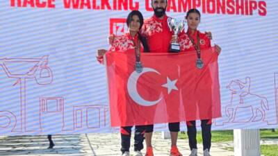 İzmir’de düzenlenen Balkan Atletizm Şampiyonası’nda Aksaraylı sporcu Güler Tekbaş, U18