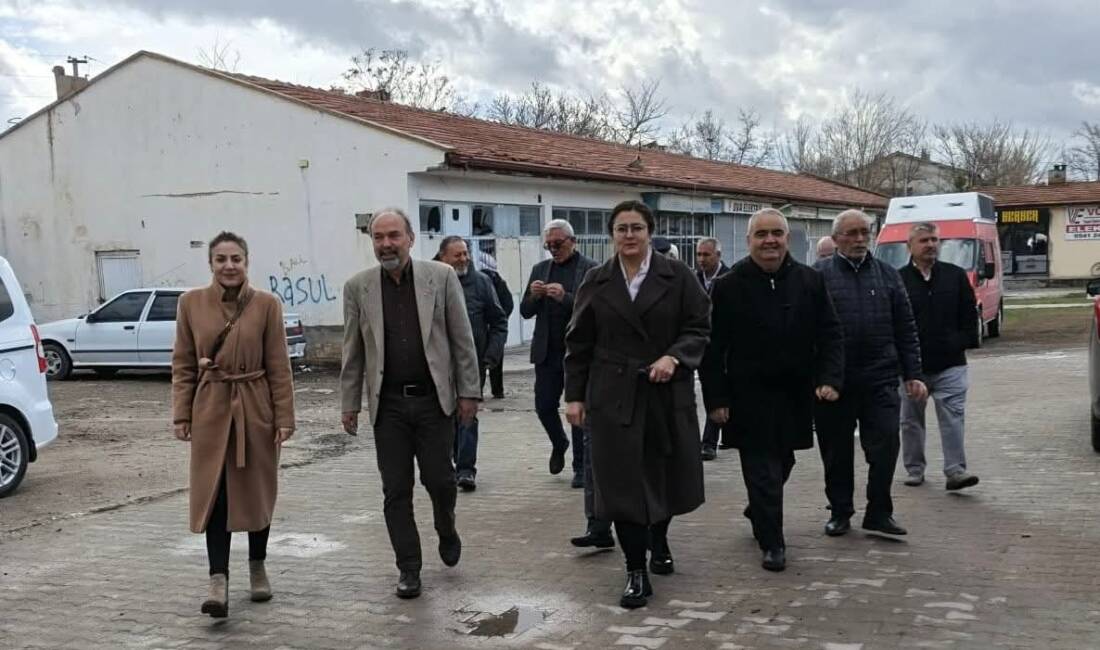 Cumhuriyet Halk Partisi Aksaray İl Başkanlığı heyeti, Yeşilova beldesine gerçekleştirdiği