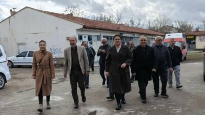 Cumhuriyet Halk Partisi Aksaray İl Başkanlığı heyeti, Yeşilova beldesine gerçekleştirdiği