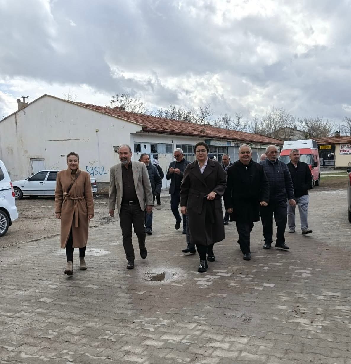 Cumhuriyet Halk Partisi Aksaray İl Başkanlığı heyeti, Yeşilova beldesine gerçekleştirdiği