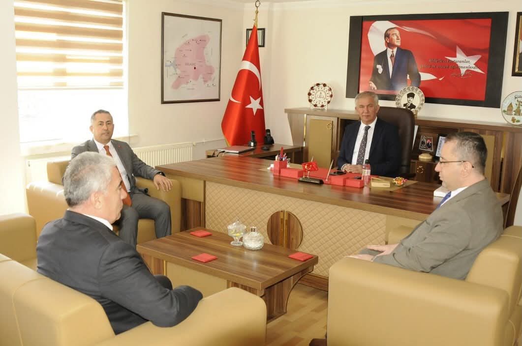 Aksaray İl Millî Eğitim Müdürü Metin Alpaslan, Gülağaç ilçesinde gerçekleştirdiği