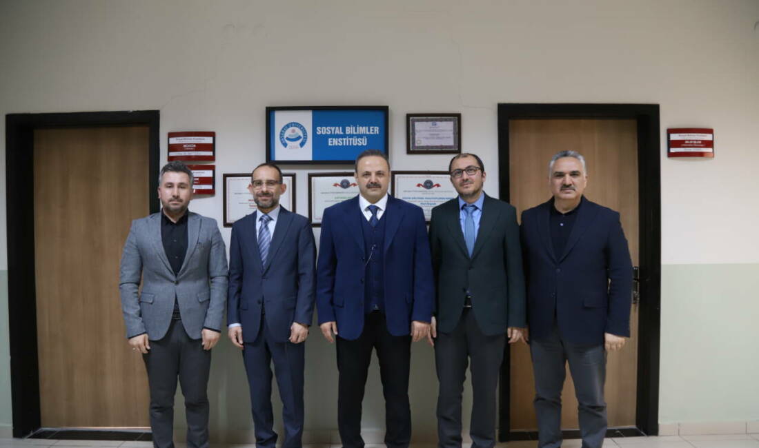 Aksaray Üniversitesi (ASÜ) Rektörü Alpay Arıbaş, ASÜ Sosyal Bilimler Enstitüsü