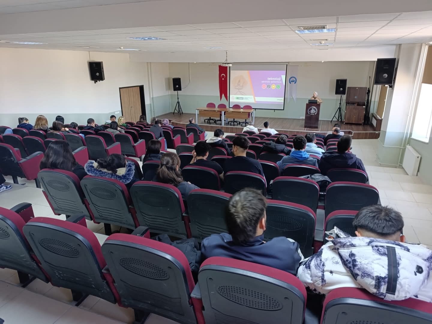 Aksaray Aile ve Sosyal Hizmetler İl Müdürlüğü tarafından üniversite öğrencileri,