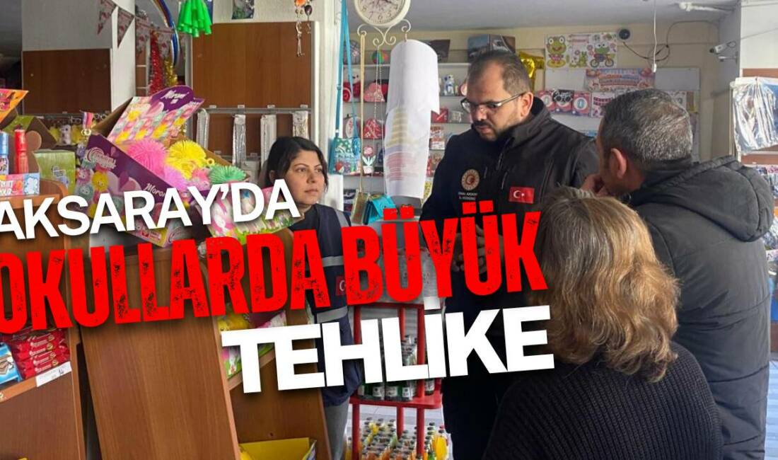 Aksaray’da bir okulda öğretmenler, öğrencilerin ellerinde tehlikeli su maymunu ve