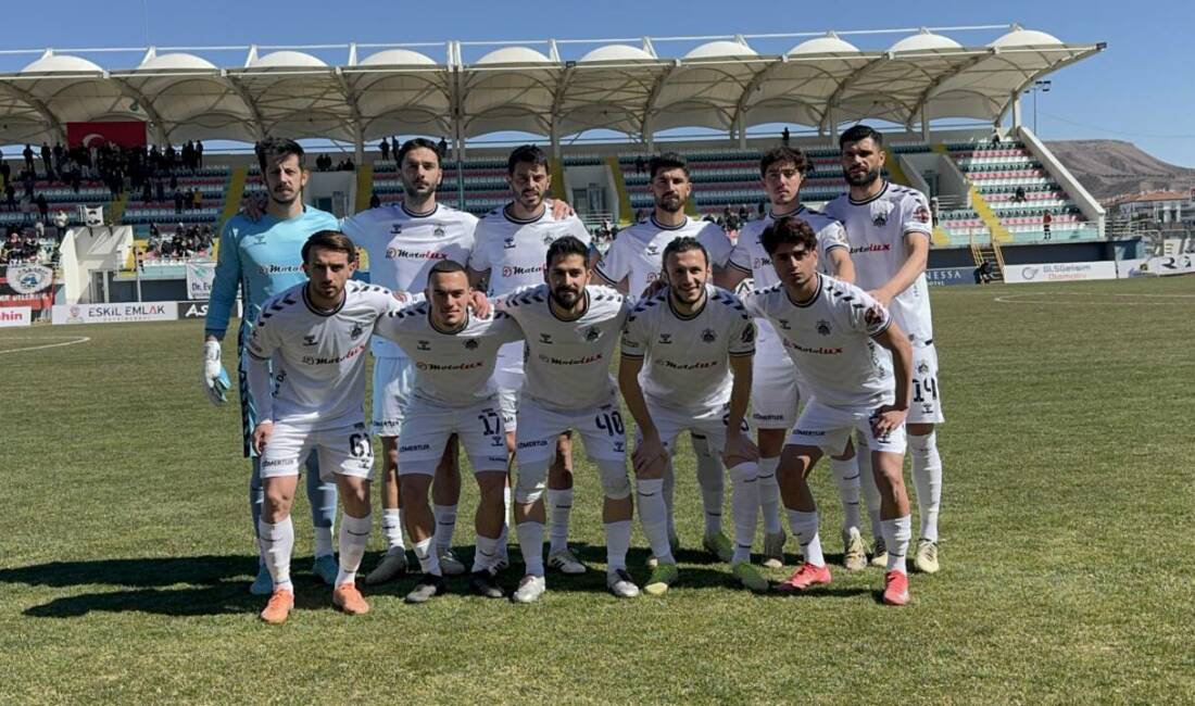 TFF 2. Lig Kırmızı Grup 28. hafta maçında Gebzespor ile