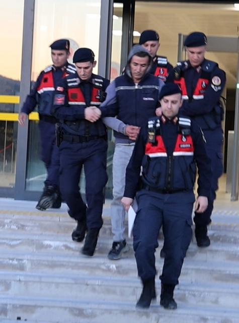 Muğla'nın Kavaklıdere ilçesinde eşini bıçaklayarak öldüren şahıs, sevk edildiği adli