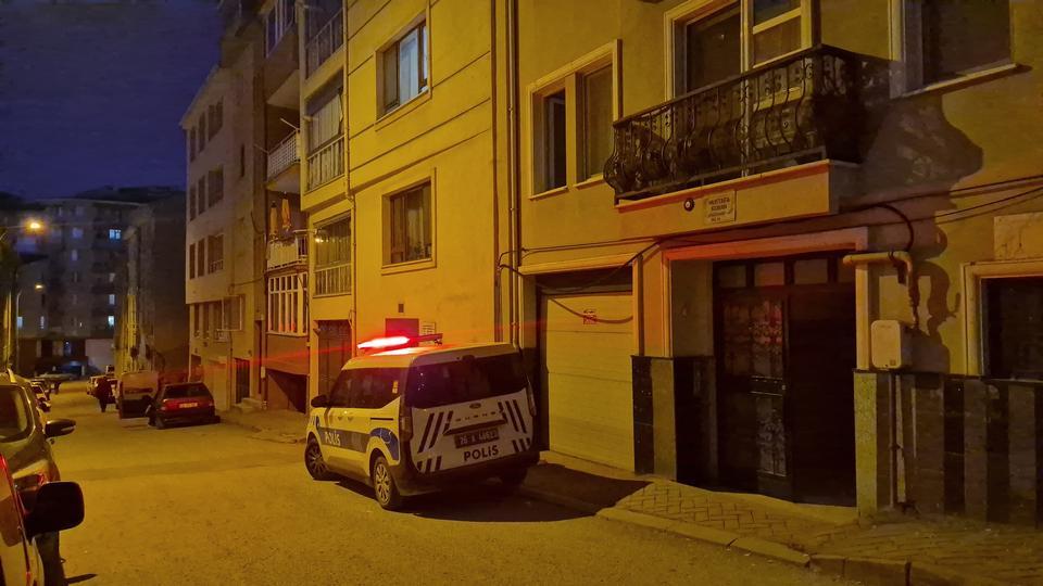 Eskişehir'de evinde cansız bedeni bulunan emekli okul müdürünün şüpheli ölümüyle