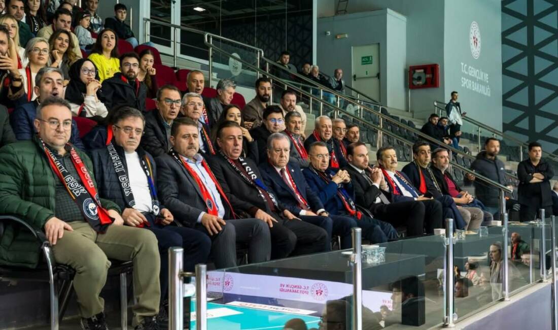 Aksaray Belediyespor, Yozgatspor’a 21-19 yenildi. Karşılaşmada hakem kararları ve tribün