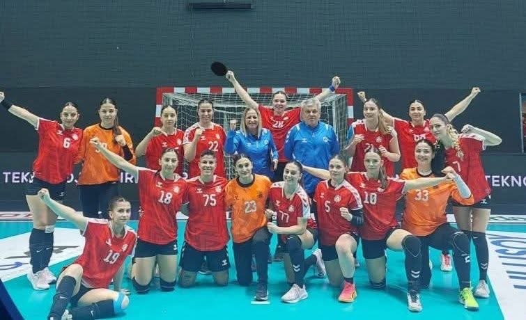 Play-Off’ta 1 galibiyet, 1 mağlubiyet alan Aksaray Belediyespor, Süper Lig