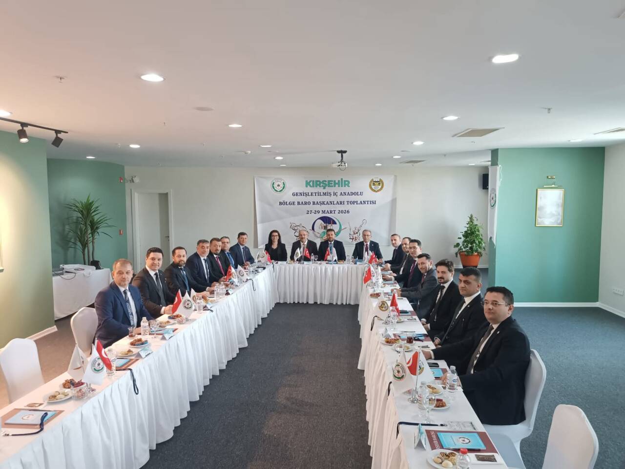 Aksaray Baro Başkanı Erçin Mevlüt Düzgün, Kırşehir’de düzenlenen İç Anadolu