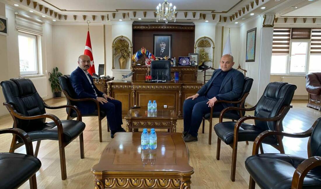 Güzelyurt Kaymakamı Süleyman Arat, Ağaçören Kaymakamı Metin Korkmaz’ı ziyaret etti.