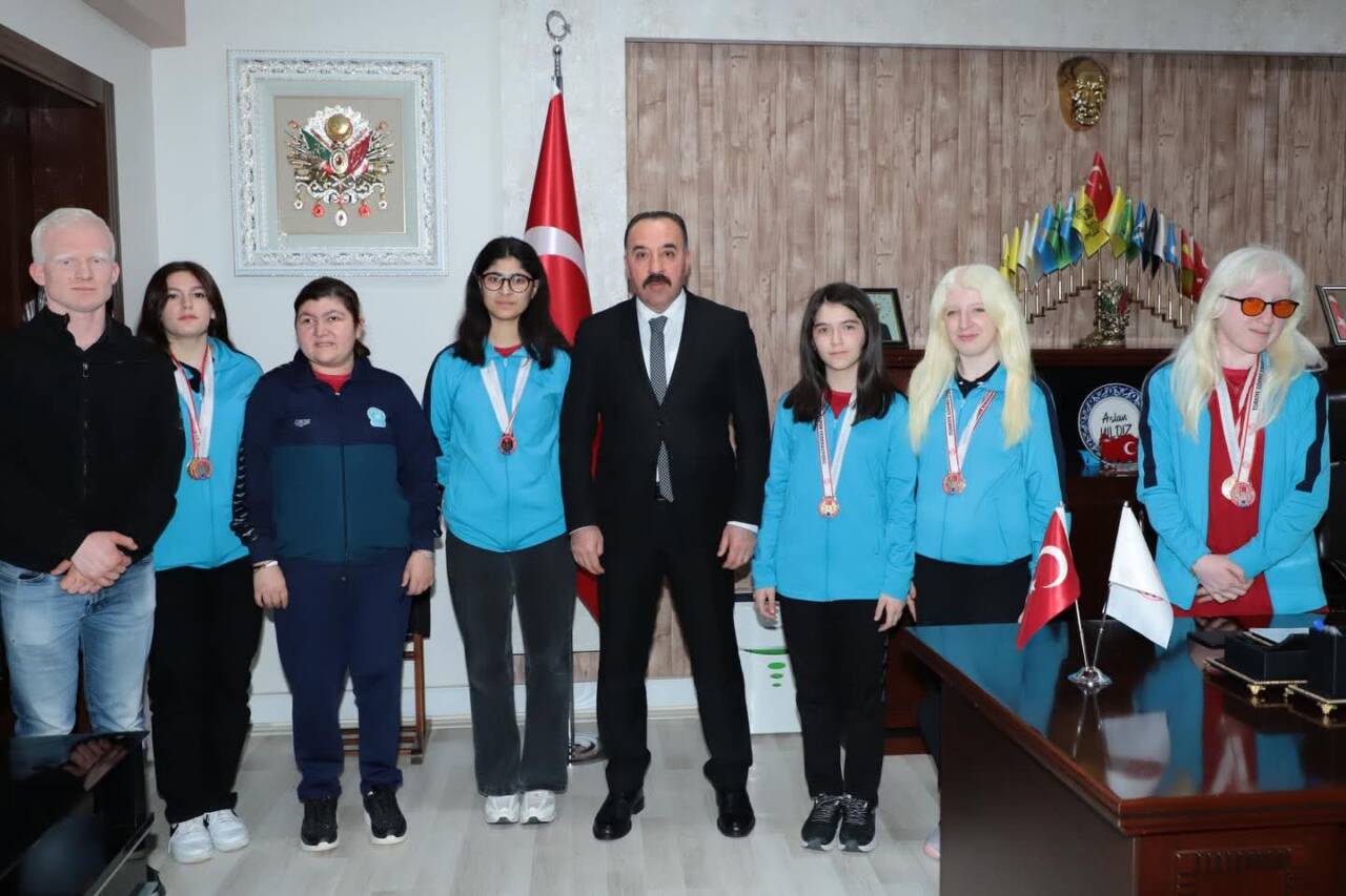 Aksaray’da görme engelli sporcular, Mersin’de düzenlenen Türkiye Para Atletizm Şampiyonası’nda