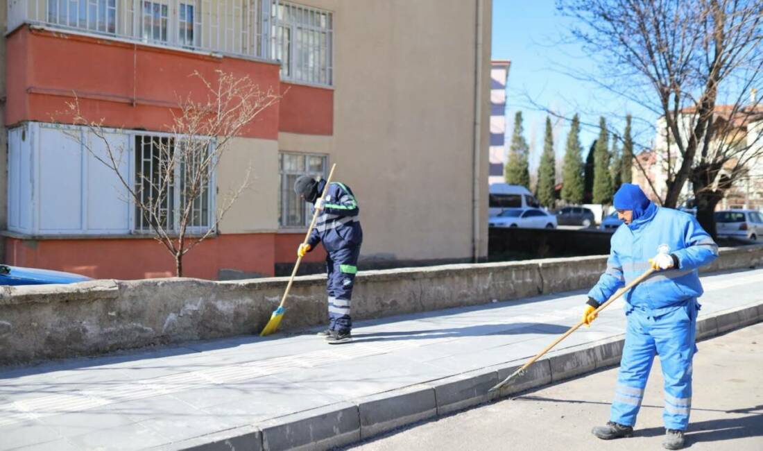 Aksaray Belediyesi ekipleri, Büyük Bölcek Mahallesi’nde cadde, sokak, park ve