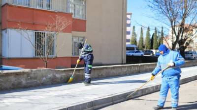 Aksaray Belediyesi ekipleri, Büyük Bölcek Mahallesi’nde cadde, sokak, park ve
