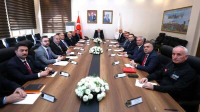 Aksaray’da Mahalli Çevre Kurulu Toplantısı, Vali Murat Duru başkanlığında yapıldı.