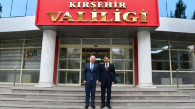 Aksaray Valiliği tarafından yapılan açıklamaya göre, Aksaray Valisi Murat Duru,