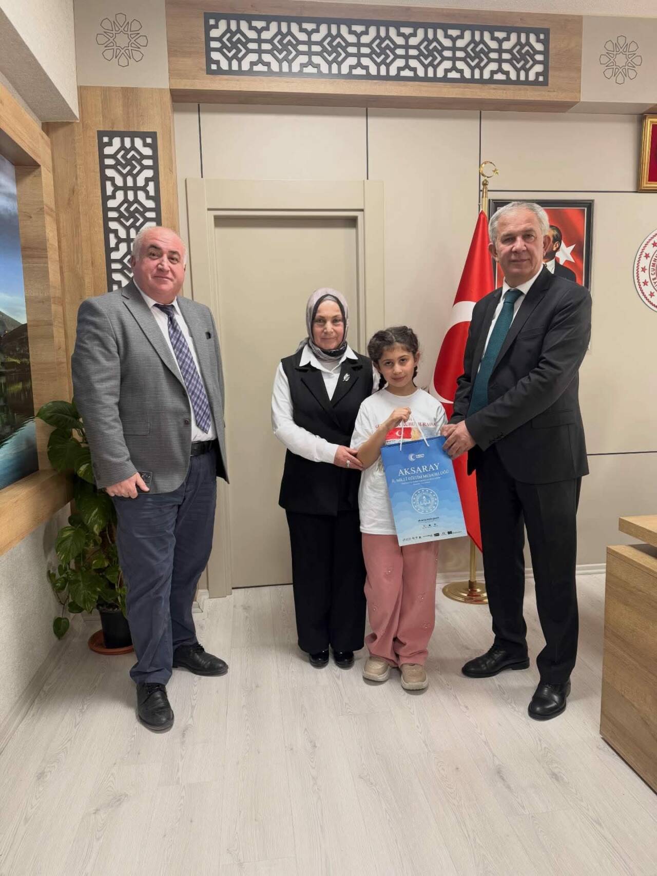Millî Eğitim Bakanlığı’nın düzenlediği “Korkma! Gençliğin Ruhu Burada!” temalı resim