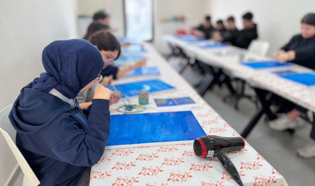 Aksaray Bilim Merkezi, farklı yaş gruplarından öğrencileri ağırlamaya devam ediyor.