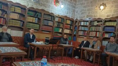 Aksaray Üniversitesi Sosyal Bilimler Enstitüsü, bünyesinde tamamlanan akademik çalışmaları toplumla