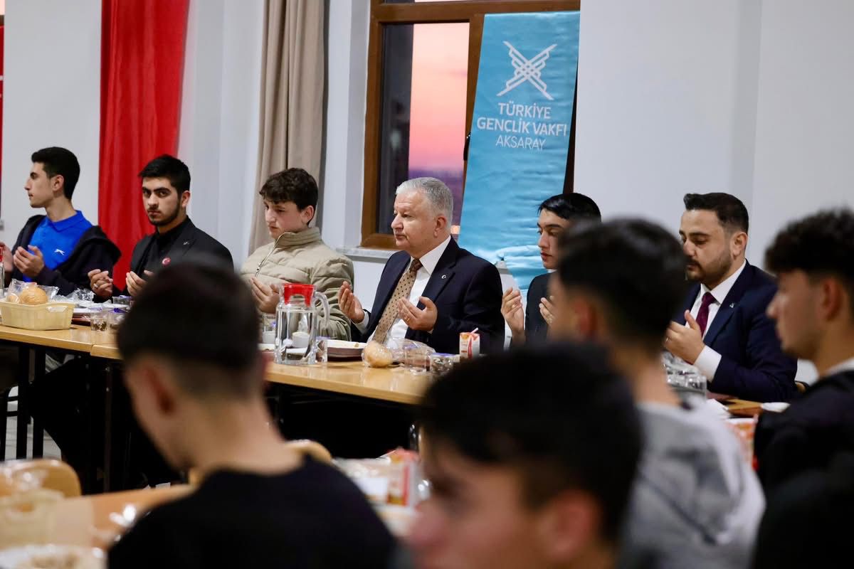 Aksaray Valisi Murat Duru, “Maarifin Kalbinde Ramazan” etkinlikleri kapsamında Kanuni
