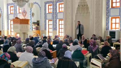Aksaray’da Ramazan ayında kadınlara yönelik düzenlenen mukabele ve vaaz programlarını