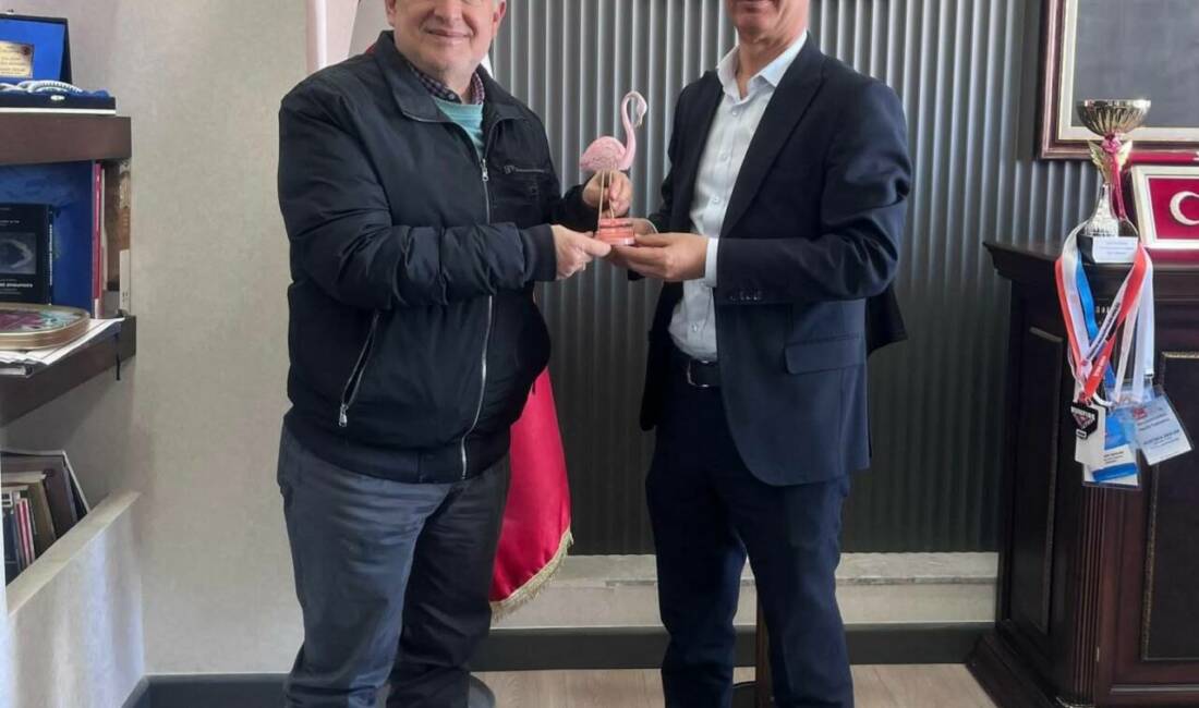 Dominik Cumhuriyeti Ankara Büyükelçisi Elvis Antonio Alam Lora, Eskil Belediye