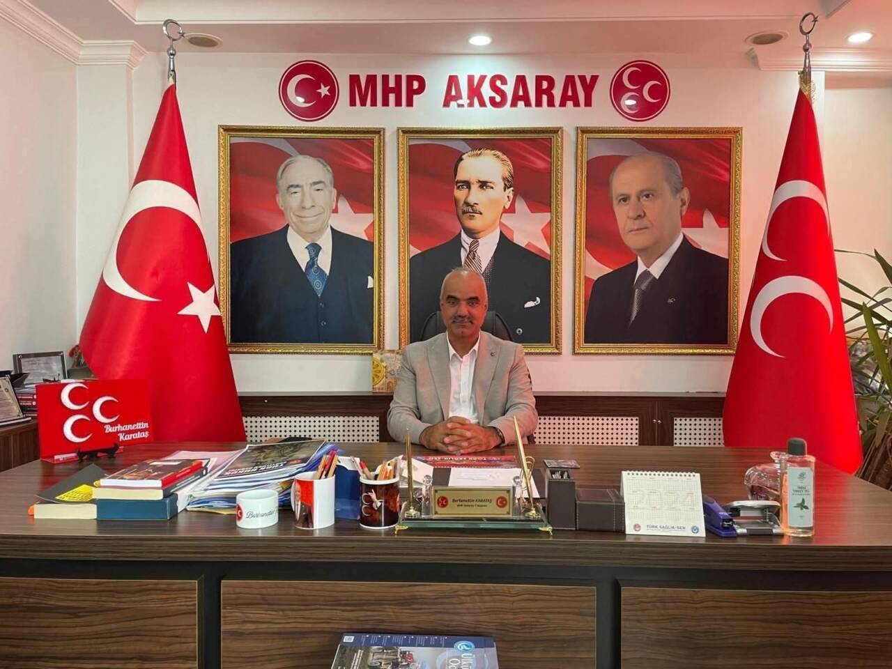 Burhanettin Karataş, Ramazan Bayramı dolayısıyla bir kutlama mesajı yayımladı. Karataş,