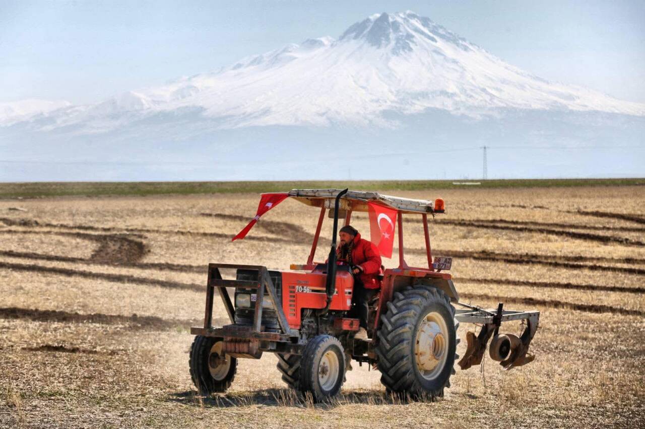Aksaray’da baharlık ekim hazırlıklarının başladığı günlerde tarımsal girdi maliyetlerindeki artış,