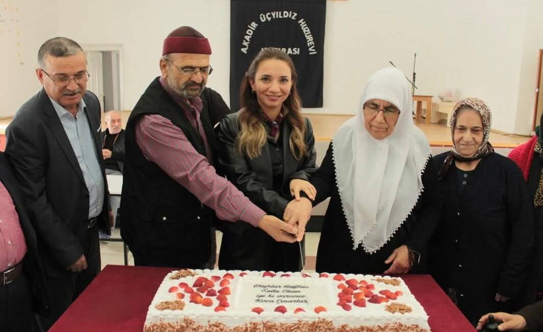 Aksaray’da Yaşlılara Saygı Haftası kapsamında huzurevi sakinleri ziyaret edildi. İl