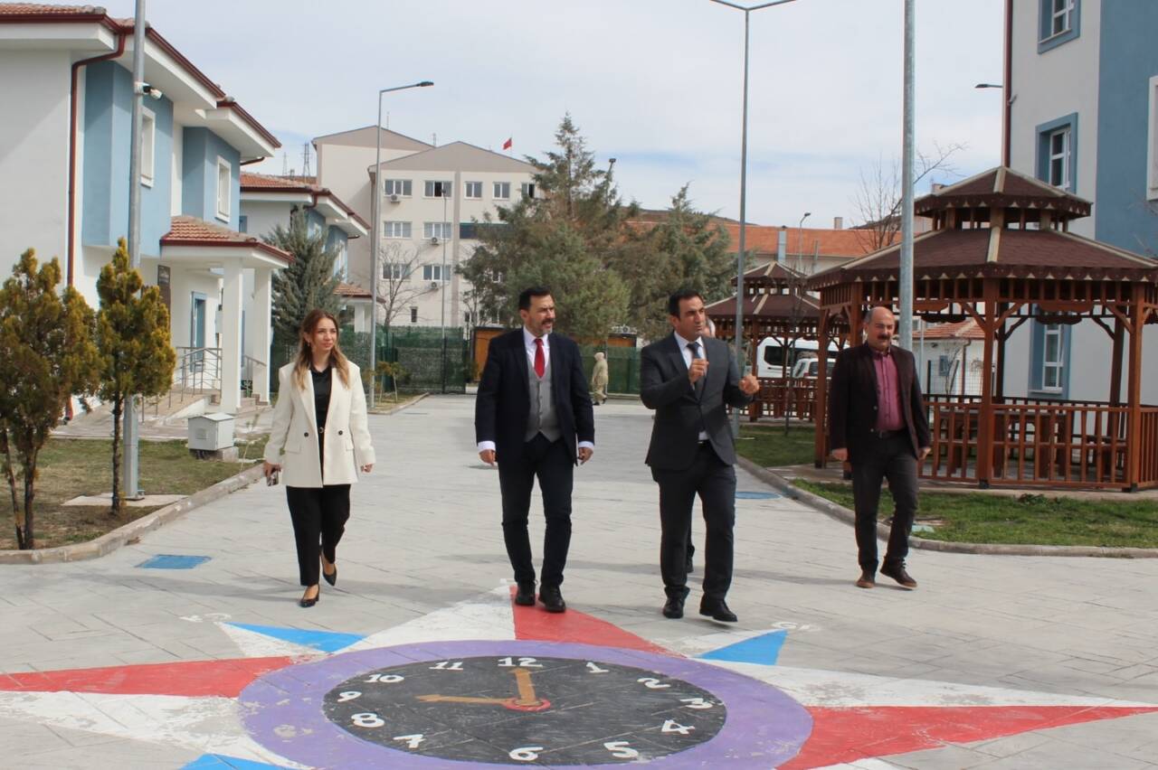 Aile ve Sosyal Hizmetler Bakanlığı Ar-Ge Daire Başkanı Ali Altınsoy