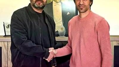 Aksaraylı Teknik Direktör Onur Er için yeni sayfa açıldı.