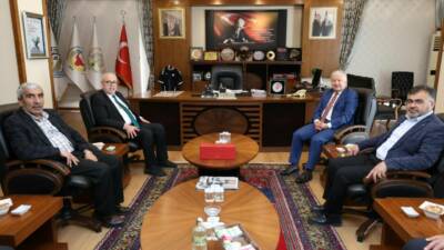 Aksaray’da kurumlar arası ilişkileri güçlendirmeye yönelik ziyaretler sürüyor. Aksaray Valisi