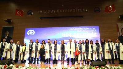 Aksaray Üniversitesinde akademik ünvanda yükselen 102 öğretim üyesi için “Cübbe
