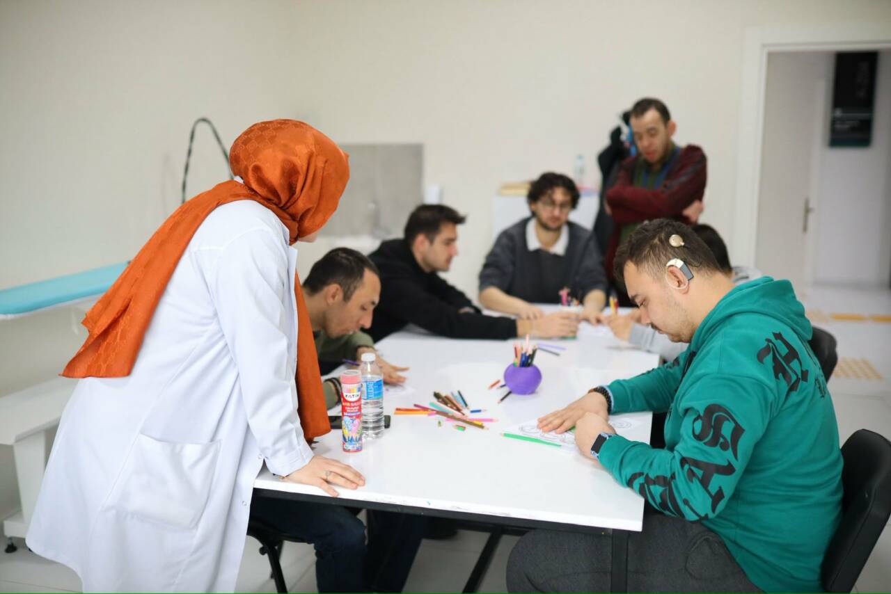 Aksaray Belediyesi, Engelsiz Yaşam Merkezi aracılığıyla engelli bireylerin sosyal hayata