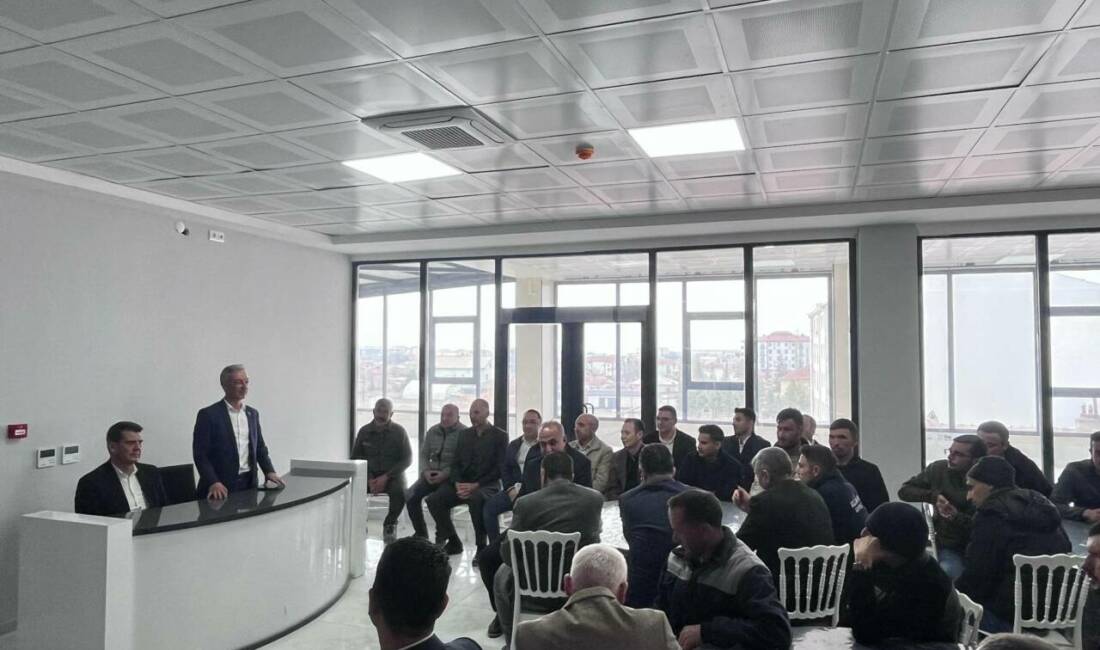 Eskil Belediye Başkanı Mustafa Zavlak, Ramazan Bayramı dolayısıyla Eskil Belediyesi