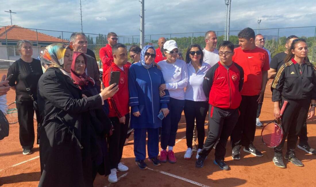 Milli takım seçmelerinde Türkiye şampiyonu olan Aksaray Üniversitesi (ASÜ) Spor