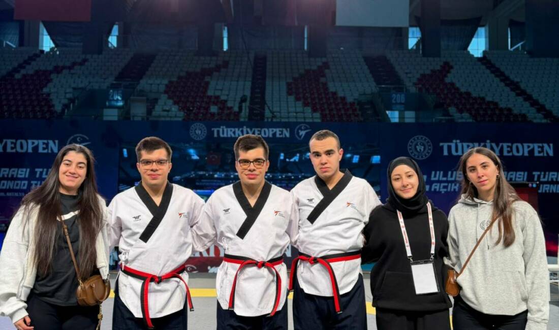 Aksaray Üniversitesi öğrencilerinden oluşan Milli Takım, Türkiye Açık Taekwondo G2