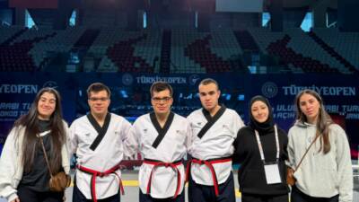 Aksaray Üniversitesi öğrencilerinden oluşan Milli Takım, Türkiye Açık Taekwondo G2