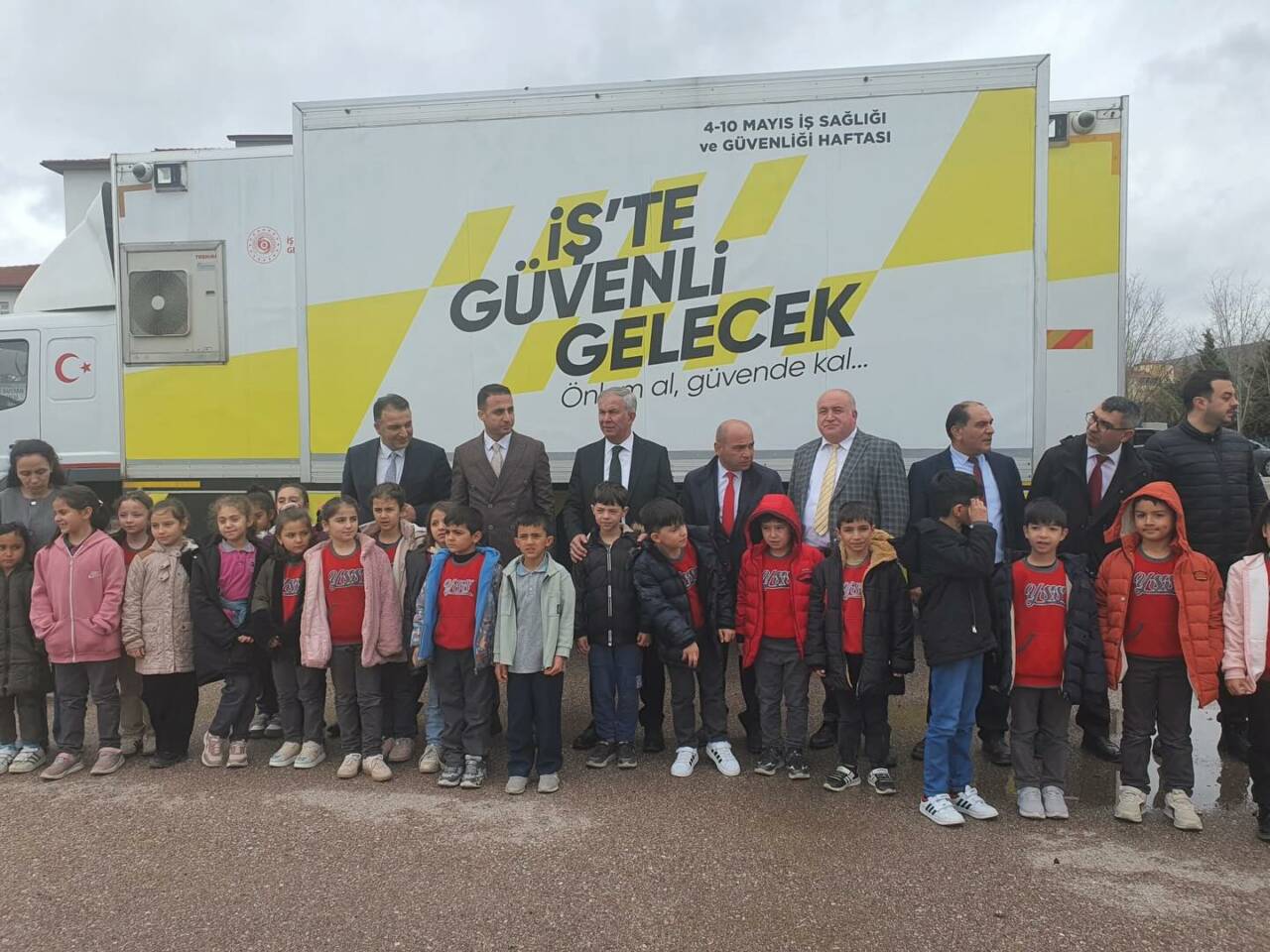 Aksaray’da Yavuz Sultan Selim İlkokulu’nda, “Güven Usta Okulda” projesi kapsamında