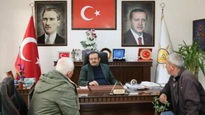 AK Parti Aksaray İl Başkanlığı’nda düzenlenen “Halk Buluşmaları” programı kapsamında,